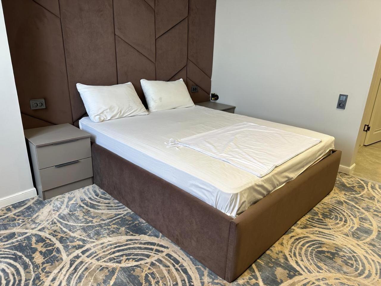 Darkol Hotel Shymkent Exterior foto